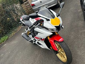 YAMAHA 125 CC ÉDITION LIMITÉE