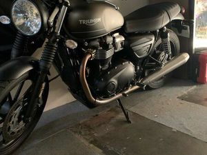 TRIUMPH 900 STREET TWIN