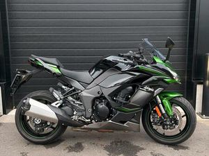 ② KAWASAKI NINJA 1000 SX