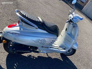 SCOOTER PEUGEOT DJANGO 50 CC