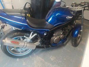 125 COMET GT FAIBLE KLMS