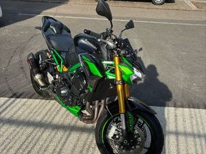 KAWAZAKI Z900 SE PACK PERFORMANCE