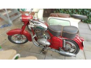 JAWA 250 / 350 DDR MOTORRAD MIT PAPIERE