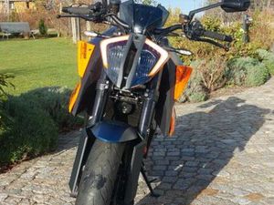 KTM 1290 R SUPER DUKE