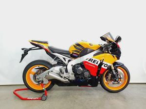 HONDA CBR1000RR*1.HAND*KD NEU*REPSOL*ABS*ORIGINAL*SC59*18061KM*