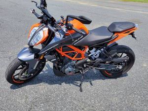 2023 KTM 390 DUKE