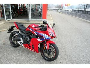 MOTO NEUVE: HONDA CBR650R E-CLUTCH