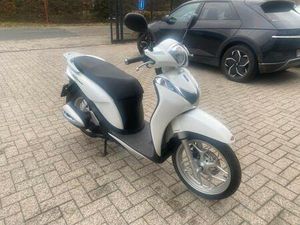 ② HONDA SH 125*2015*UNIEK 61 KM*NIEUWSTAAT.