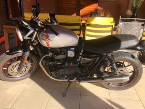 TRIUMPH 900 STREET TWIN 5600