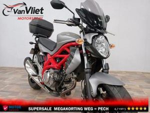 ERG NETTE SUZUKI SFV 650 GLADIUS ABS 9949KM.! KAN OOK 35KW — MOTOREN | SUZUKI — MARKTPLAATS