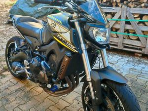 YAMAHA MT-09 2014 – 38 000 KM – LIGNE HOMOLOGUÉE + ACCESSOIRES – ÉCHANGE POSSIBLE CONTRE STREET/SPEED TRIPLE OU FZ1