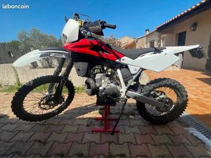 HUSQVARNA WR 250