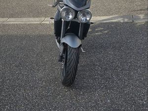 TRIUMPH STREET TRIPLE R 675