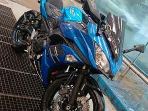 KAWASAKI - NINJA 650