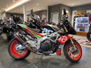 2017 APRILIA TUONO V4 1100 FACTORY WITH EXTRAS!