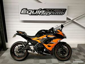 KAWASAKI NINJA 650 - ELIGIBLE AU PERMIS A2 - PREMIÈRE MAIN