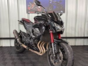 KAWASAKI Z800 SUGOMI RÉVISÉE & CT OK