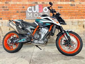KTM 890 DUKE R TECH PACK + TRACK PACK 889 CC
