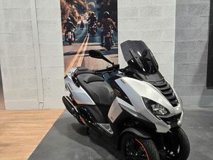 PEUGEOT MÉTROPOLIS 400 GT