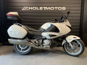 HONDA NT DEAUVILLE 700 2013 700 CM3 | MOTO ROUTIÈRE | 74 900 KM | BLANC | 49300 CHOLET