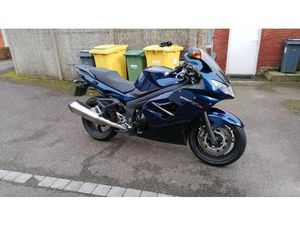 ② TRIUMPH SPRINT GT1050