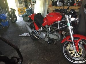 DUCATI MONSTER 620IE 2003