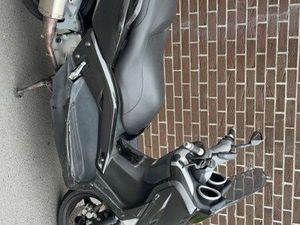 ? YAMAHA XMAX 125 – 2011 | | LIGNE AKRAPOVIC | CARTE GRISE OK