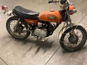 TRÈS RARE MOTO VINTAGE YAMAHA FT1