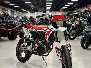 FANTIC XMF 125 PERFORMANCE, BEGAGNAD!