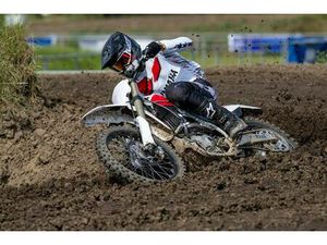 YAMAHA YZ450F 70TH ANNIVERSARY EDITION