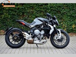 MV AGUSTA DRAGSTER 800 (BJ 2015) — MOTOREN | MV AGUSTA — MARKTPLAATS