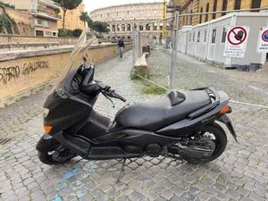 VENDO YAMAHA T-MAX 500 (2004 - 07) USATA A ROMA (CODICE 9881386) - MOTO.IT