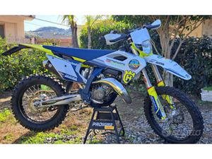 HUSQVARNA 125 2024 PERFETTA