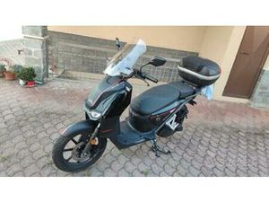 SCOOTER ELETTRICO VMOTO CPX 125 CC - 2 BATTERIE