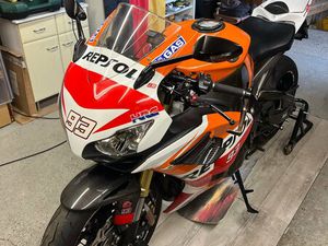 HONDA CBR1000RR FIREBLADE