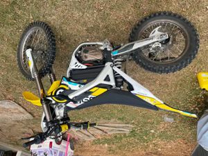 2023 SURRON STORM BEE