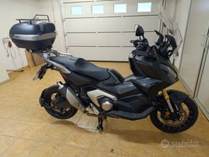 HONDA XADV