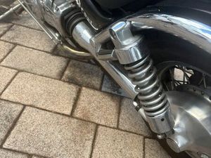 SUZUKI INTRUDER VS 1400