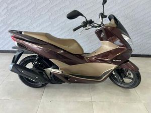 HONDA PCX 150 DLX