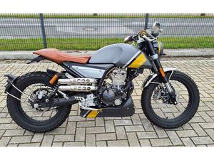 HPS 125 CAFE RACER RETRO+ HELM...