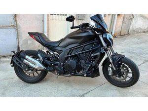 VENDO BENELLI 502 C (2021 - 25) USATA A OSSI (CODICE 9881152) - MOTO.IT
