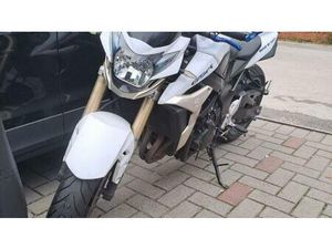 VENDO SUZUKI GSR 750 ABS (2010 - 17) USATA A MASSA (CODICE 9881253) - MOTO.IT