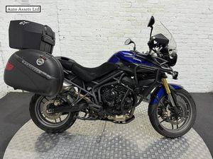 TRIUMPH TIGER 800 ABS ADVENTURE PETROL MANUAL (95 PS) 800 CC