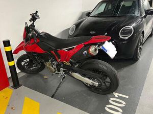 DUCATI HYPERMOTARD 698 MONO MIT TERMIGNONI & DQS