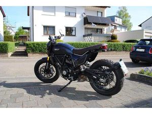 DUCATI SCRAMBLER NIGHTSHIFT