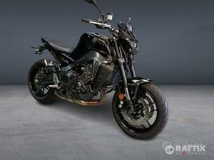 YAMAHA MT-09 890