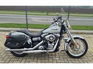 HARLEY-DAVIDSON DYNA STREET BOB SPECIAL