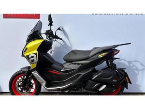 VENDO APRILIA SR GT 200 SPORT (2022 - 24) USATA A OLGIATE COMASCO (CODICE 9880587) - MOTO.IT