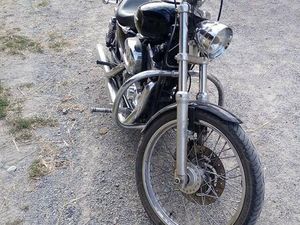 VENDO HARLEY-DAVIDSON 1200 CUSTOM (2007 - 13) - XL 1200C USATA A CEVA (CODICE 9880327) - MOTO.IT