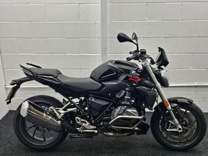 BMW R1250R ** FULL BMW HISTORY - HILL HOLD ASSIST - JULY 26 MOT **